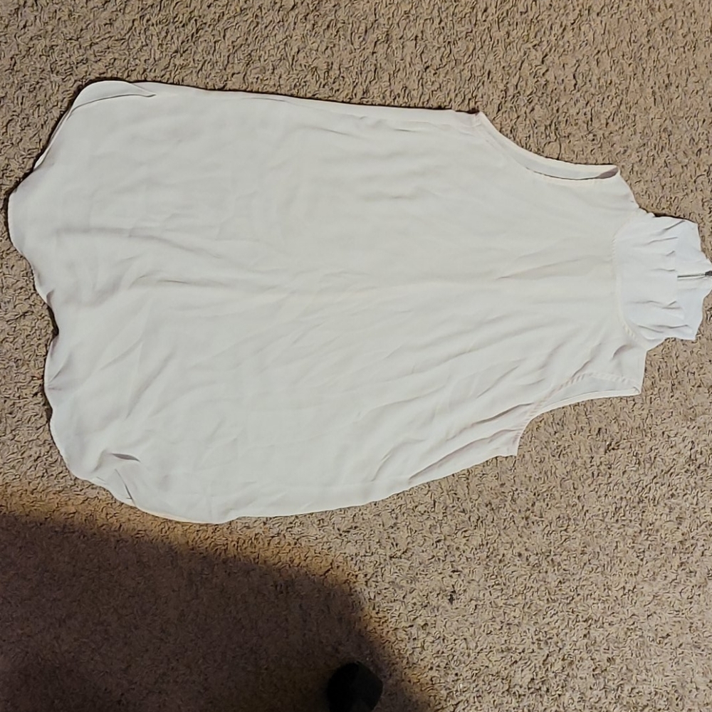 Loft Tunic - Picture 2 of 3